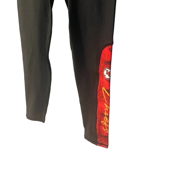 Certo NWT NFL Kansas City Chiefs Logo Leggings Size Medium - Picture 3 of 9